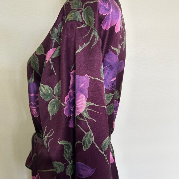 Morgan Taylor Intimates Short Kimono Wrap Robe Womens S/M Purple Floral Satin - Picture 3 of 7